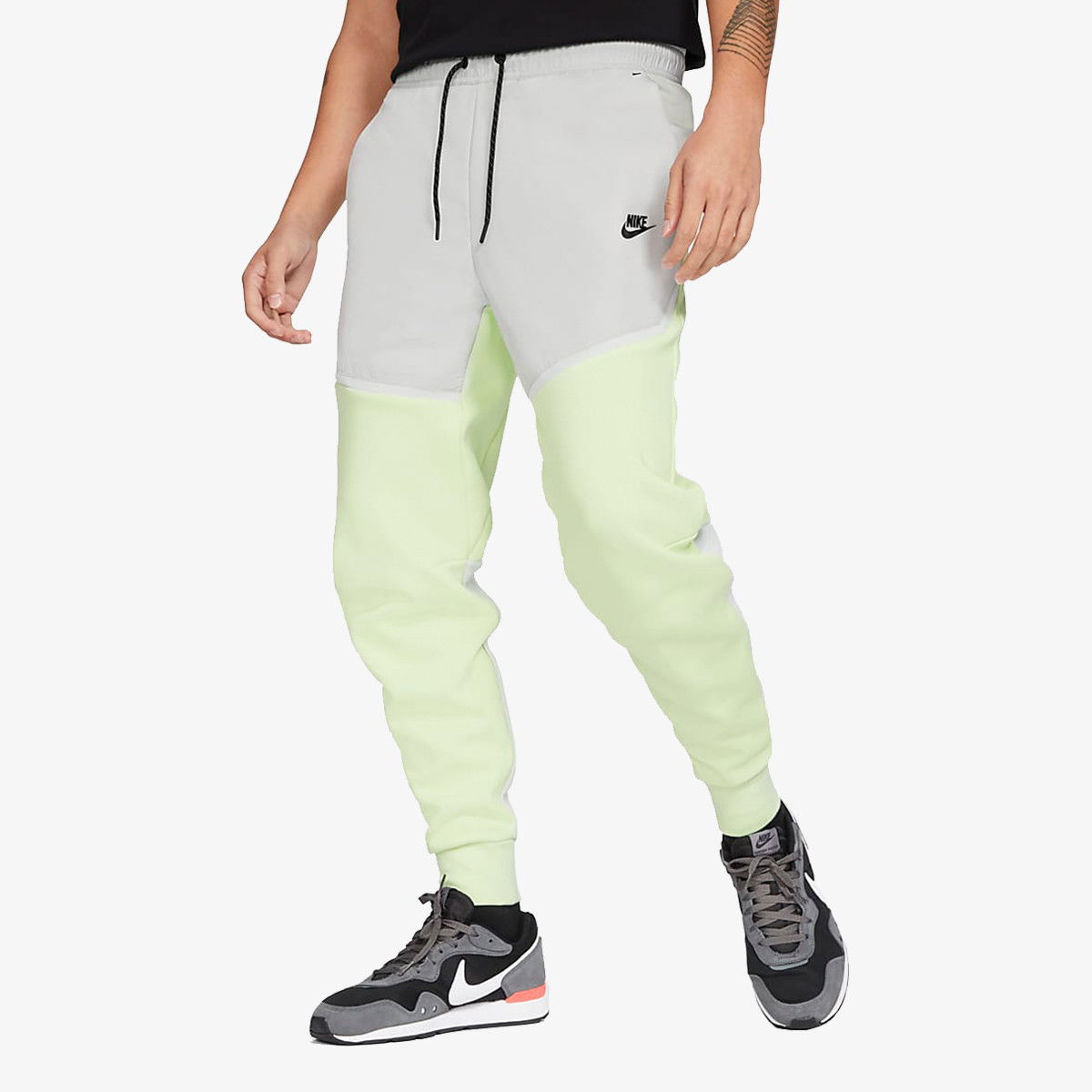 Tepláky Nike Men's Tech Fleece Woven Joggers Zelené | CZ9901-383, 0