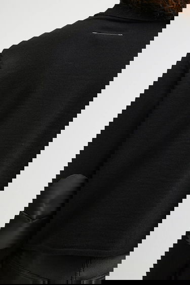 Sveter Maison Margiela MM6 Maison Margiela Wool Turtleneck Sweater Čierna | S52HA0296.M13133.900, 3