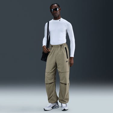 Cargo nohavice Nike Nike Tech Woven Loose Fit Pants Biela | HM7158-320, 2