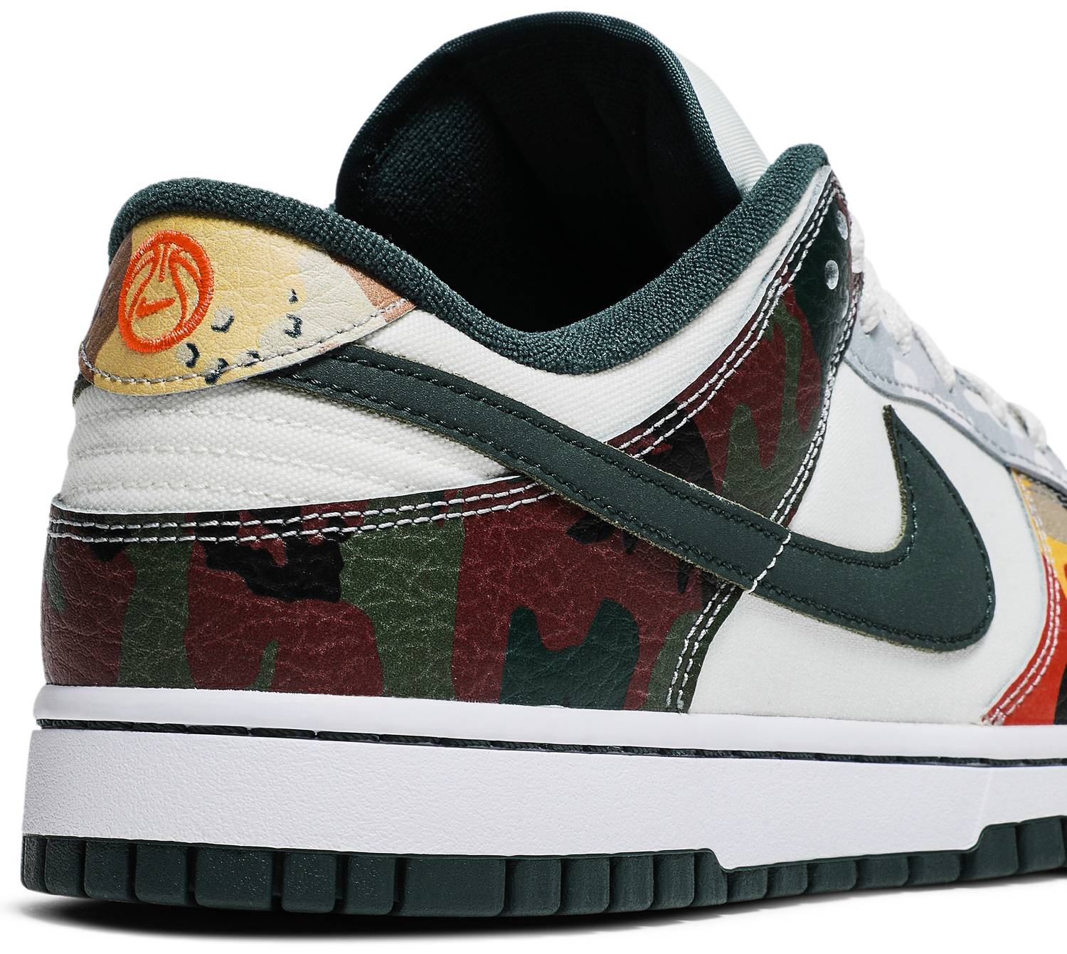 Dunk Low SE "Sail Multi-Camo"