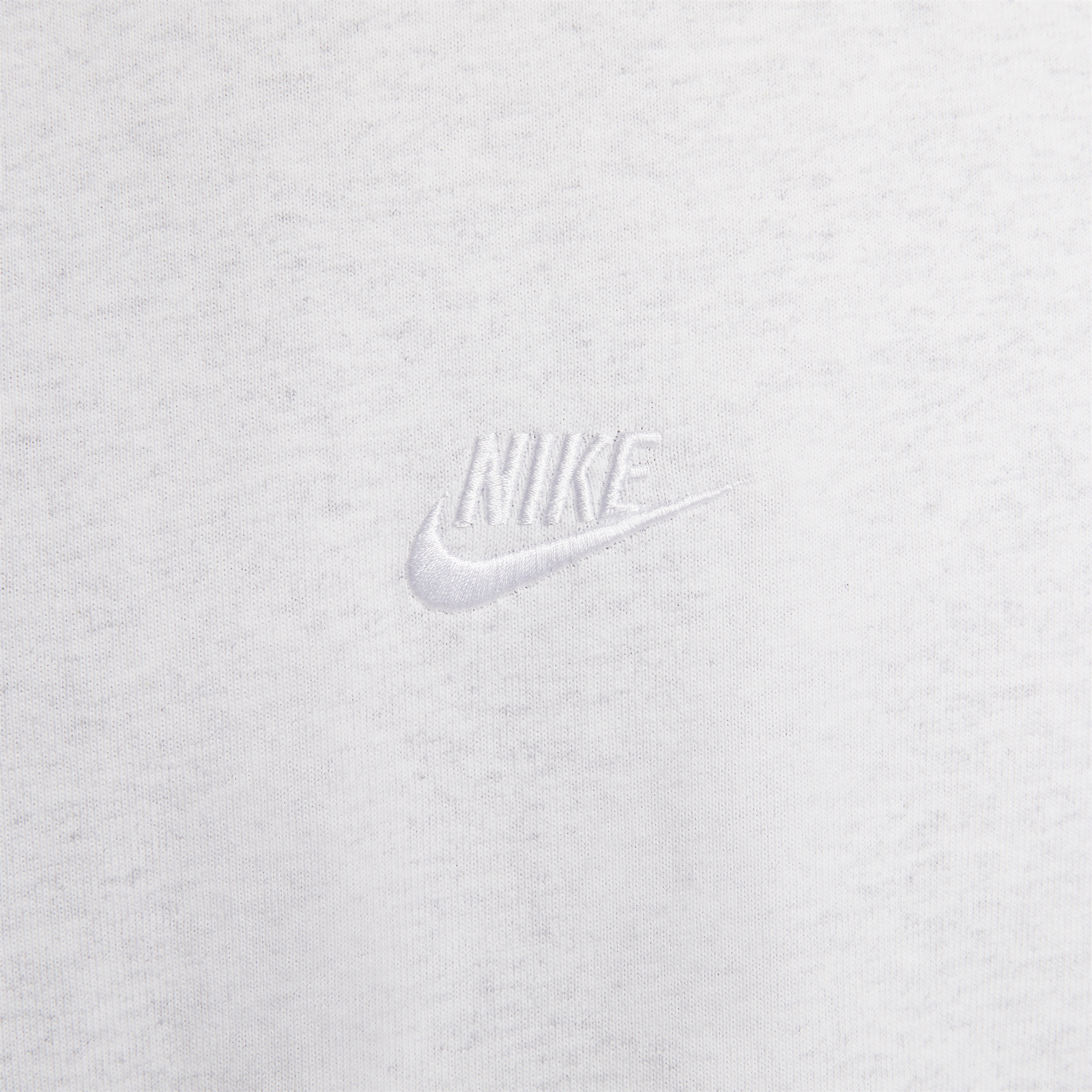 Sportswear Premium Essentials