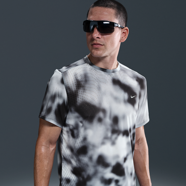 Tričko Nike Dri-FIT ADV Running Division Breathe Short-Sleeve Running Top Šedá | HJ4148-010, 2