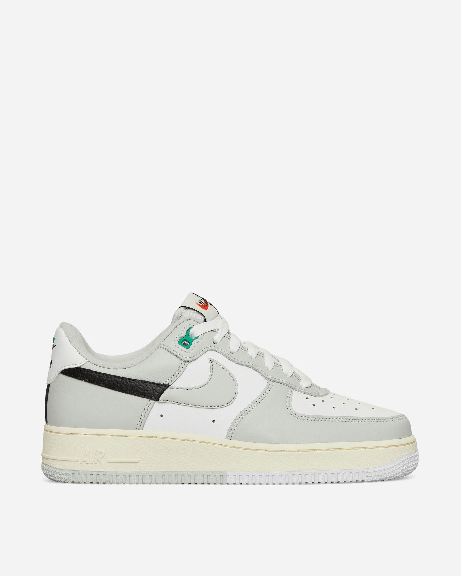 Air Force 1 '07 LV8 "Split Light Silver"