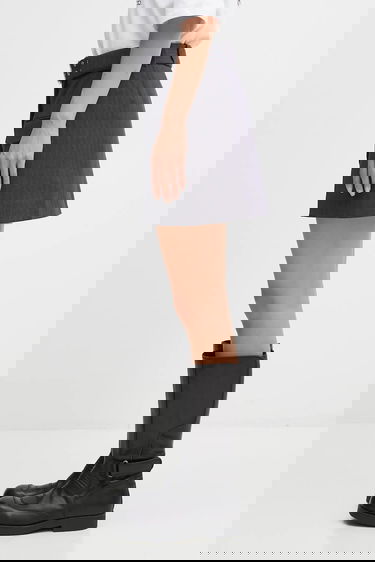 Sukňa GANNI Tailored Pinstripe Mini Skirt with Asymmetrical Hem, Grommet Belt, and Flap Pockets Šedá | W0711, 1