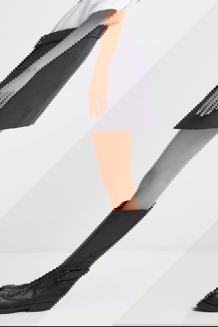 Sukňa GANNI Tailored Pinstripe Mini Skirt with Asymmetrical Hem, Grommet Belt, and Flap Pockets Šedá | W0711, 1