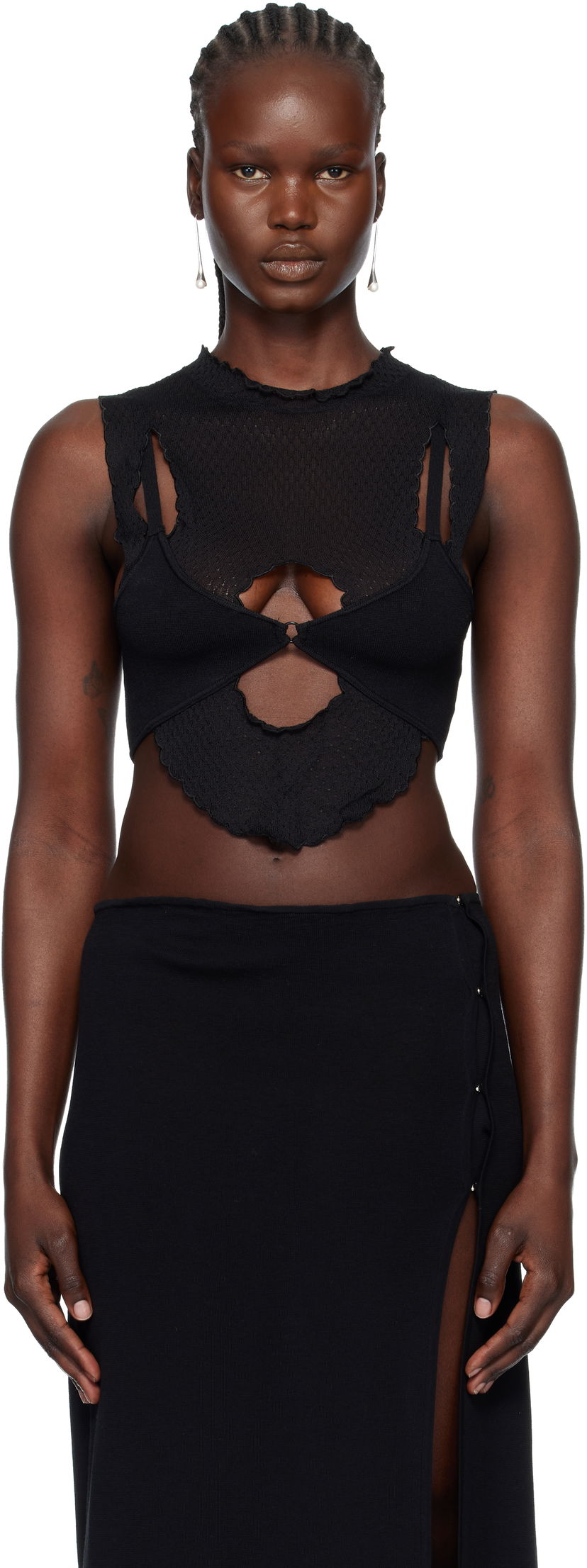 Crop Top BEC + BRIDGE Skylar Cropped Sleeveless Distressed Knit Top with Ring Accent Čierna | H22-20899