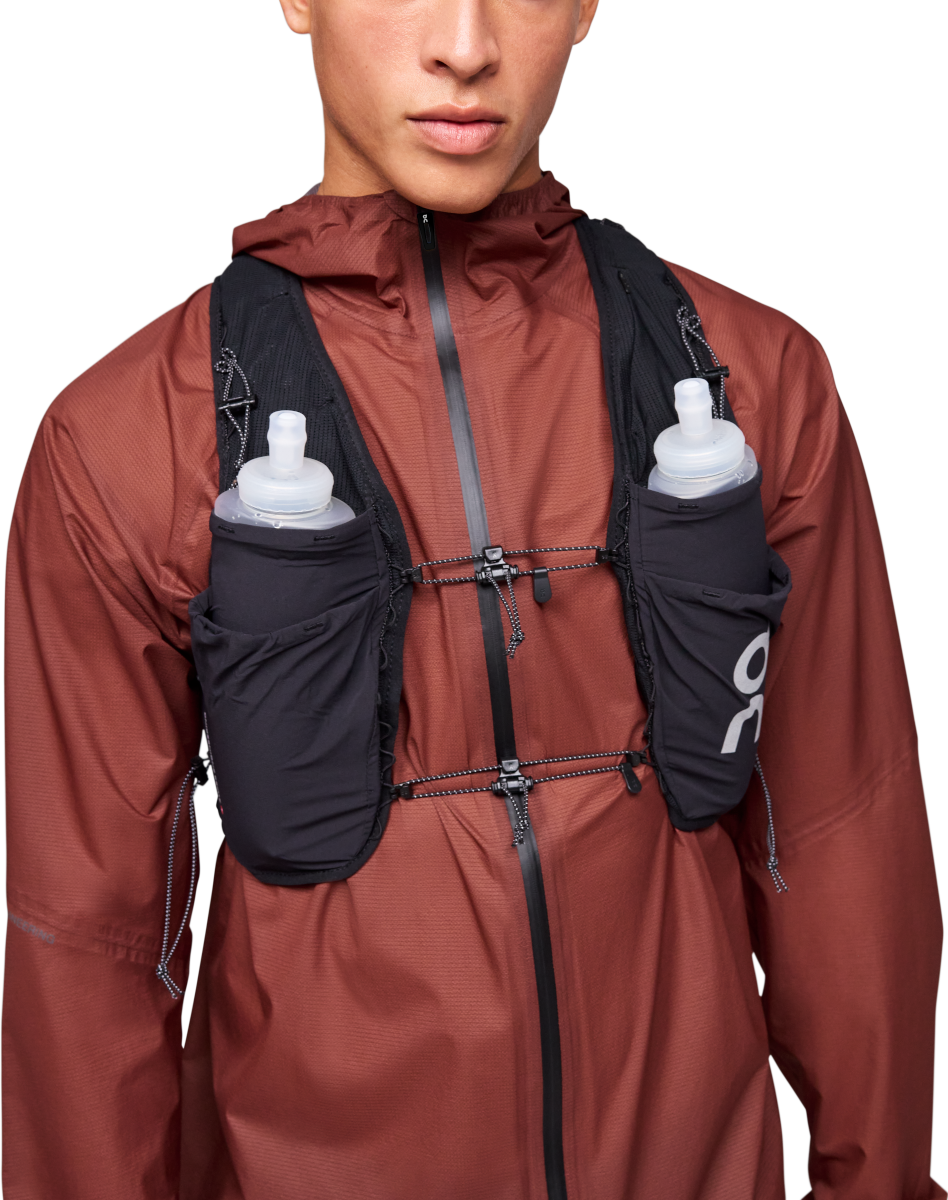 Ultra Vest 10L + 2 flasks