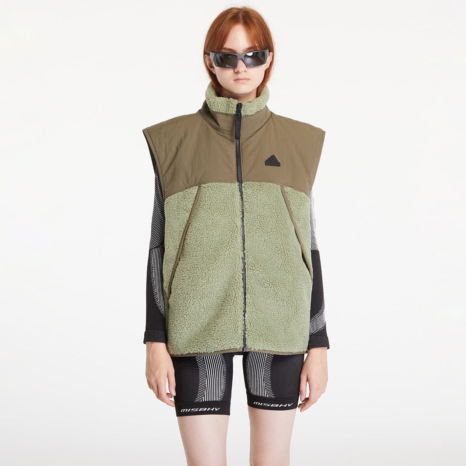 Vesta adidas Performance City Escape Reversible Vest Tent Green / Olive Strata Zelené | IZ4659, 0