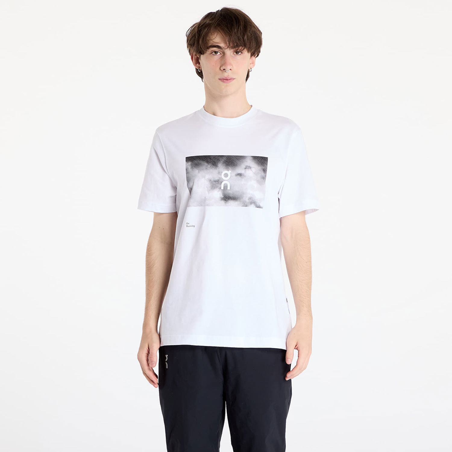Tričko On Running On Graphic T-Shirt Cloudlocker White S Biela | 1ME30560069, 0