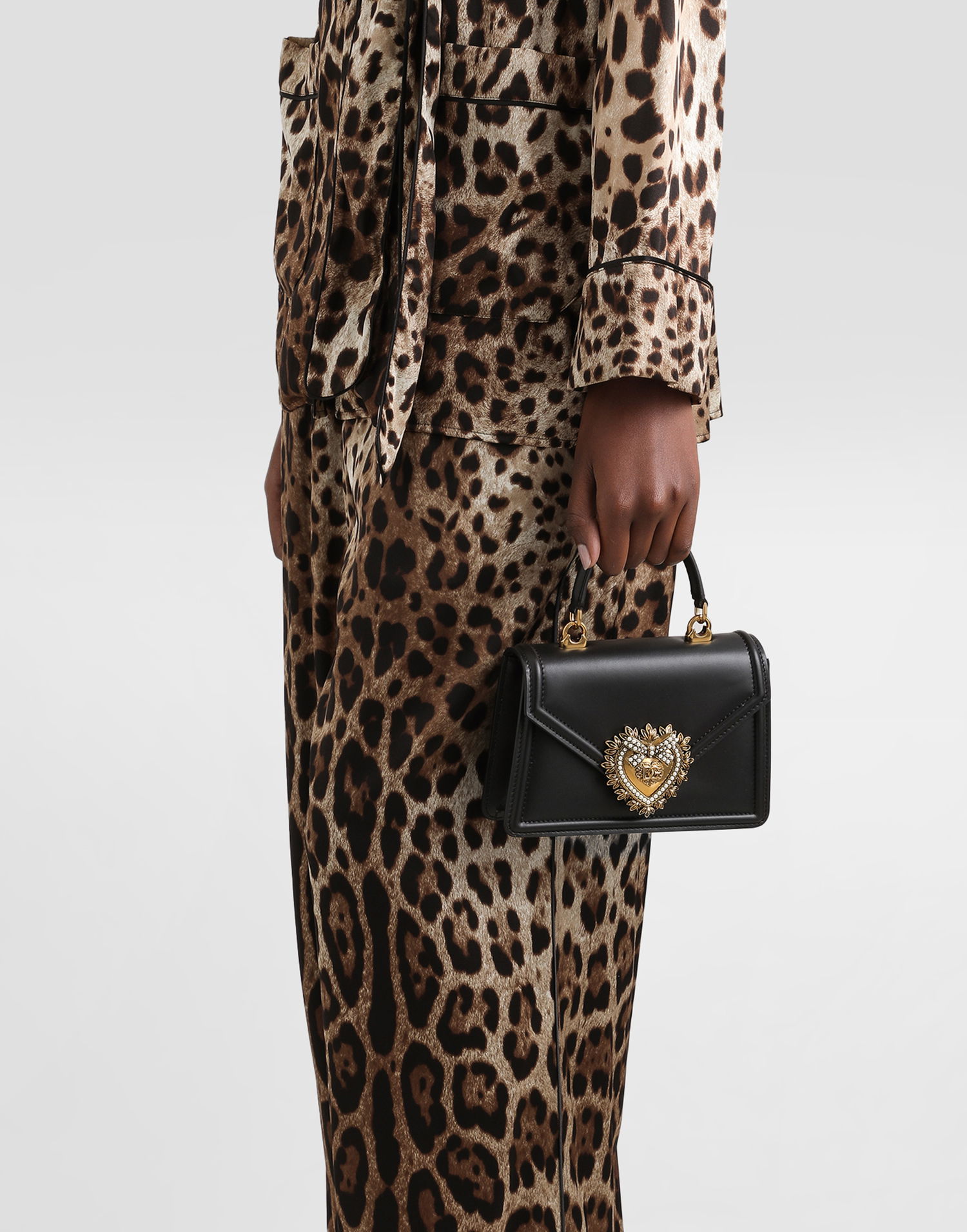 Taška cez rameno Dolce & Gabbana Small Smooth Calfskin Devotion Shoulder and Crossbody Bag Čierna | BB6711AV89380999, 1