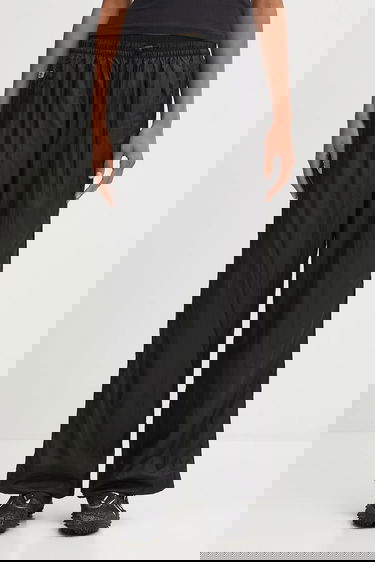 Tepláky Puma PUMA x ROSÉ Wide Leg Track Pants Čierna | 633796, 0