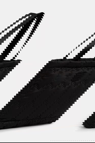 Tote bag MAISON KITSUNÉ Maison Kitsuné Chevron Quilted Large Tote Čierna | PM05104WB0043, 1