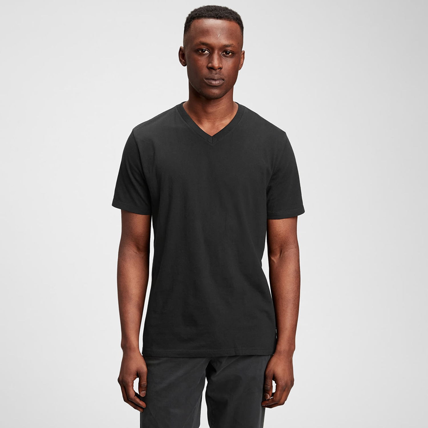 Tričko GAP T-shirt Classic Vneck Tee True Black M Čierna | 440768-03, 1