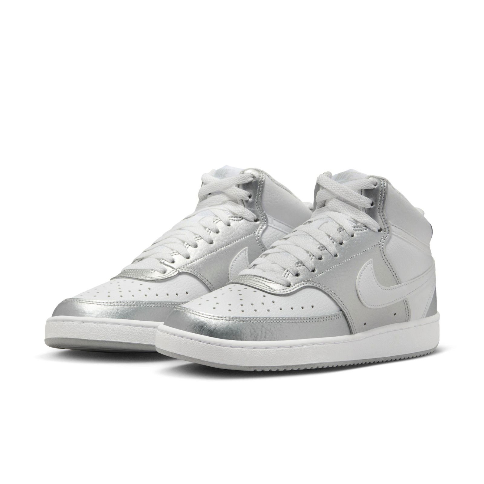 Court Vision Mid Sneakers