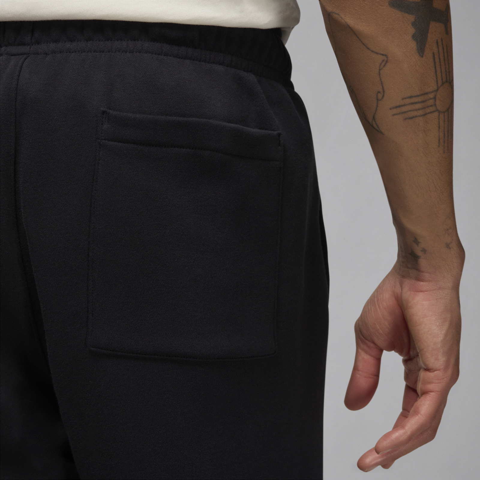 Essentials Baseline Fleece Pants