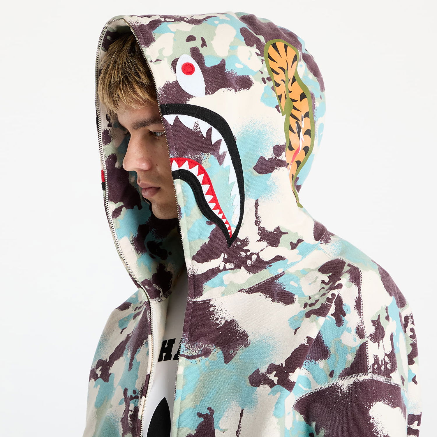 Mikina BAPE A BATHING APE Map Camo Shark Relaxed Fit Full Zip Hoodie Rôznofarebný | 001ZPL301001MMUL, 1