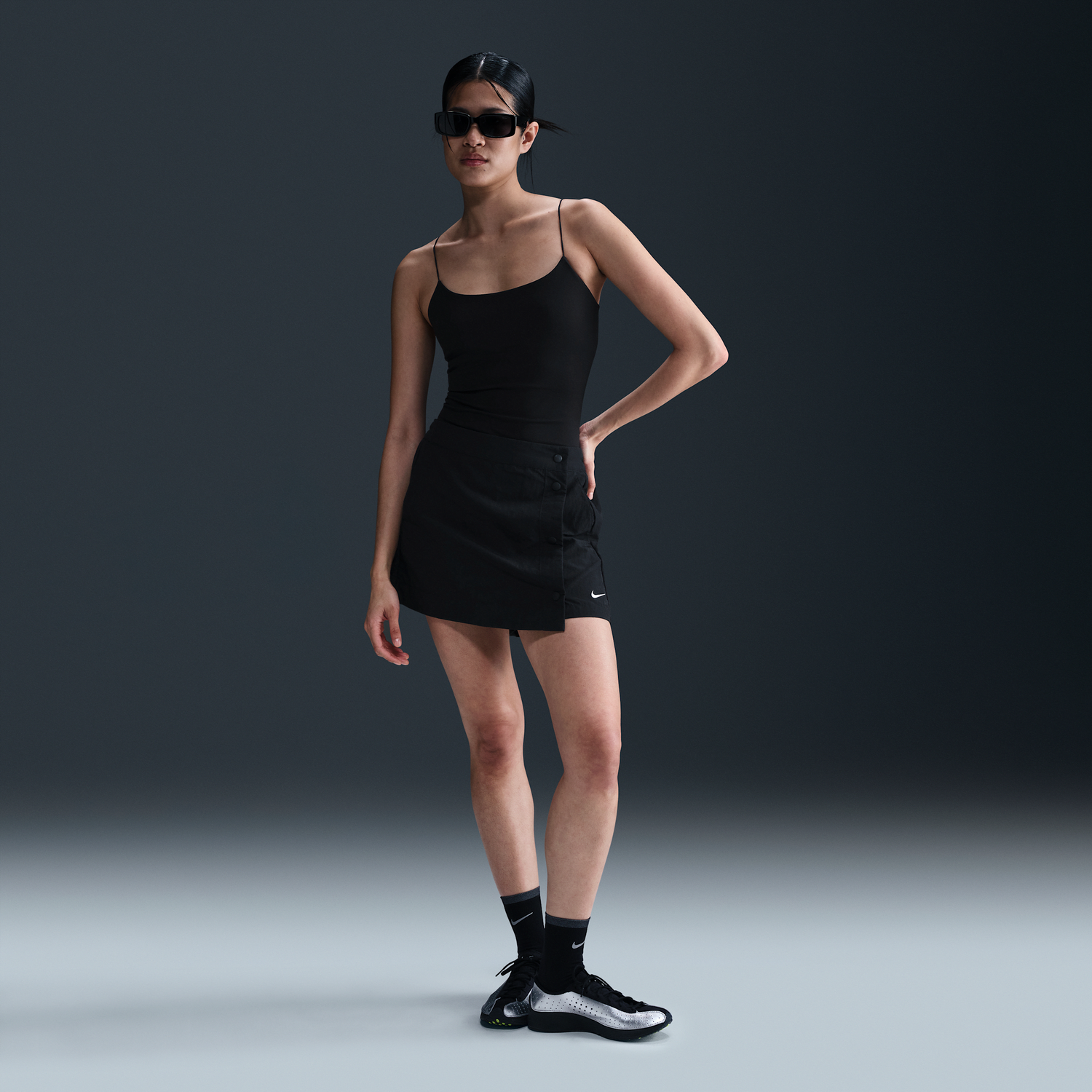 Sukňa Nike Sportswear Essential Woven Skirt with Inner Shorts Čierna | HM6979-010, 0