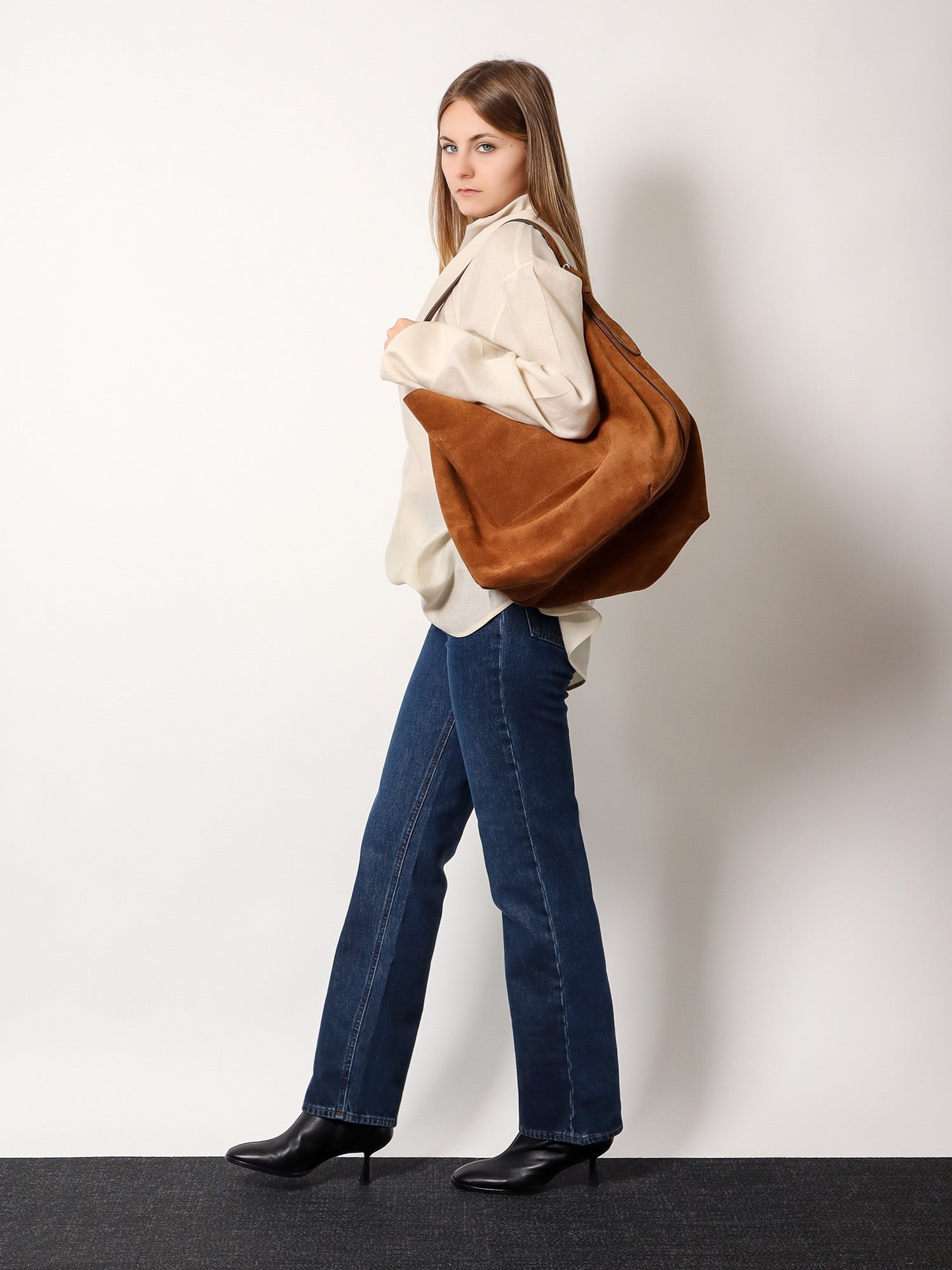 Kabelka TOTEME Suede Toteme Belted Tote Bag Hnedá | 234WAL853LE0004105, 1