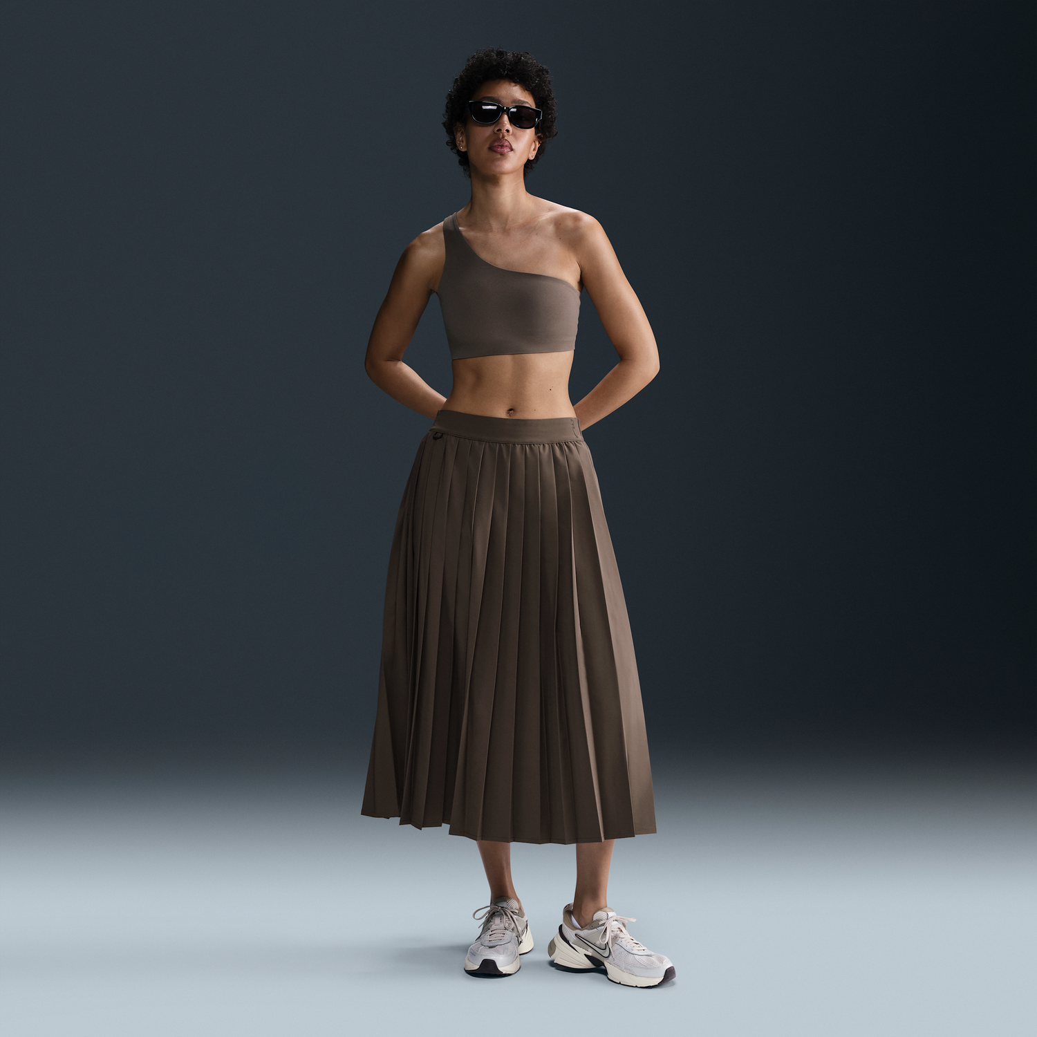 Sukňa Nike 24.7 PerfectStretch Dri-FIT Pleated Skirt Hnedá | HQ8153-004, 1