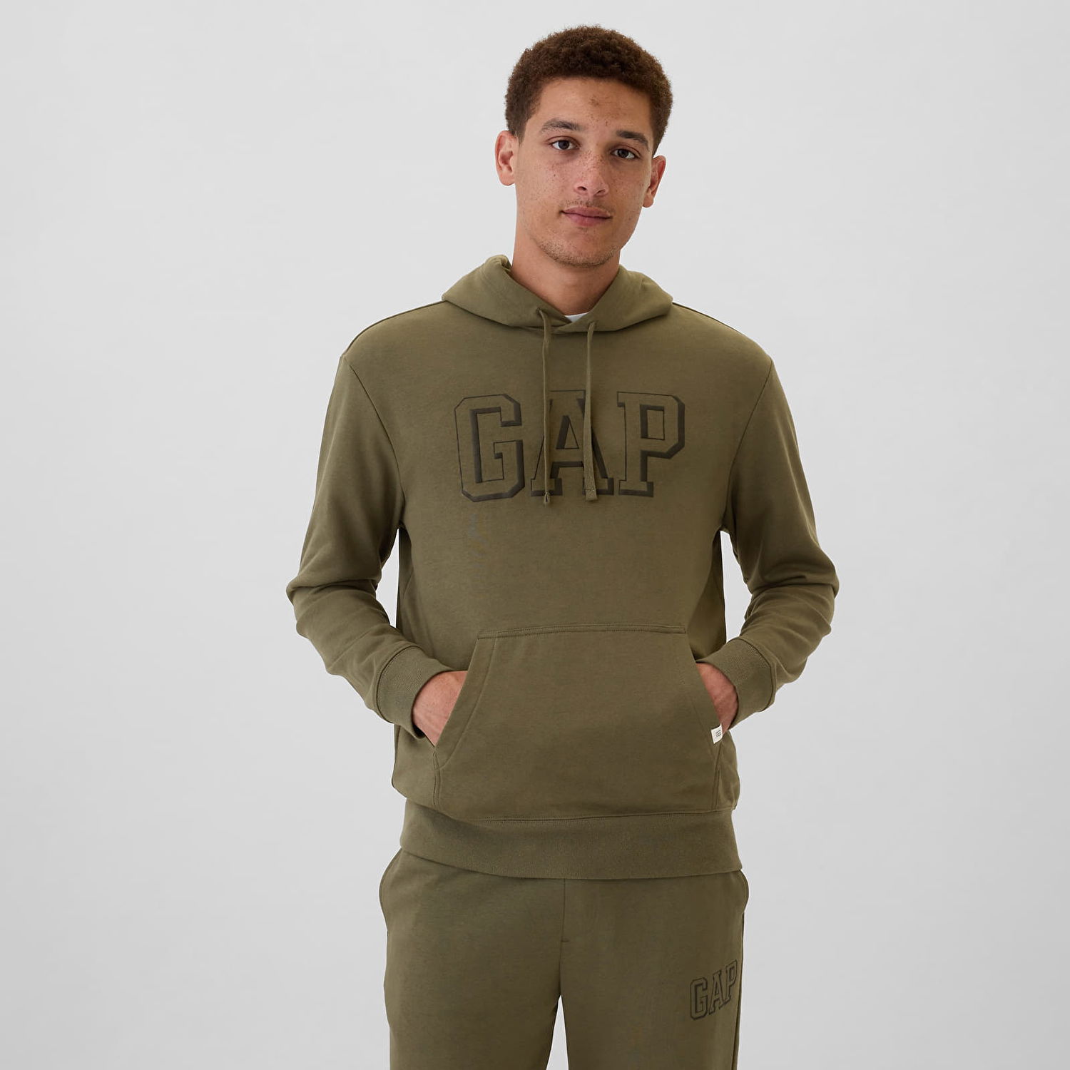 Mikina GAP Sweatshirt Athletic Hoodie Olive Night M Hnedá | 542302-01, 0
