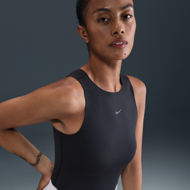 Plavky Nike Form Tank Bodysuit Čierna | HQ7006-011, 2