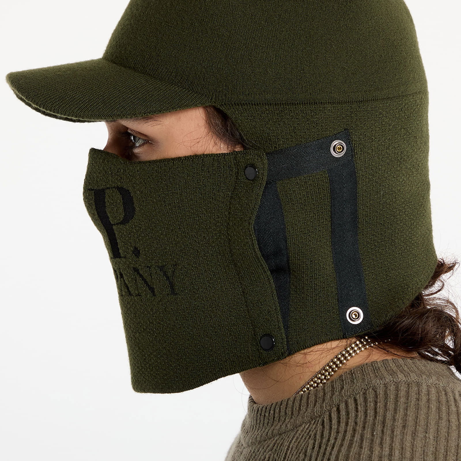 Extrafine Merino Wool Visor Neck Hat Green