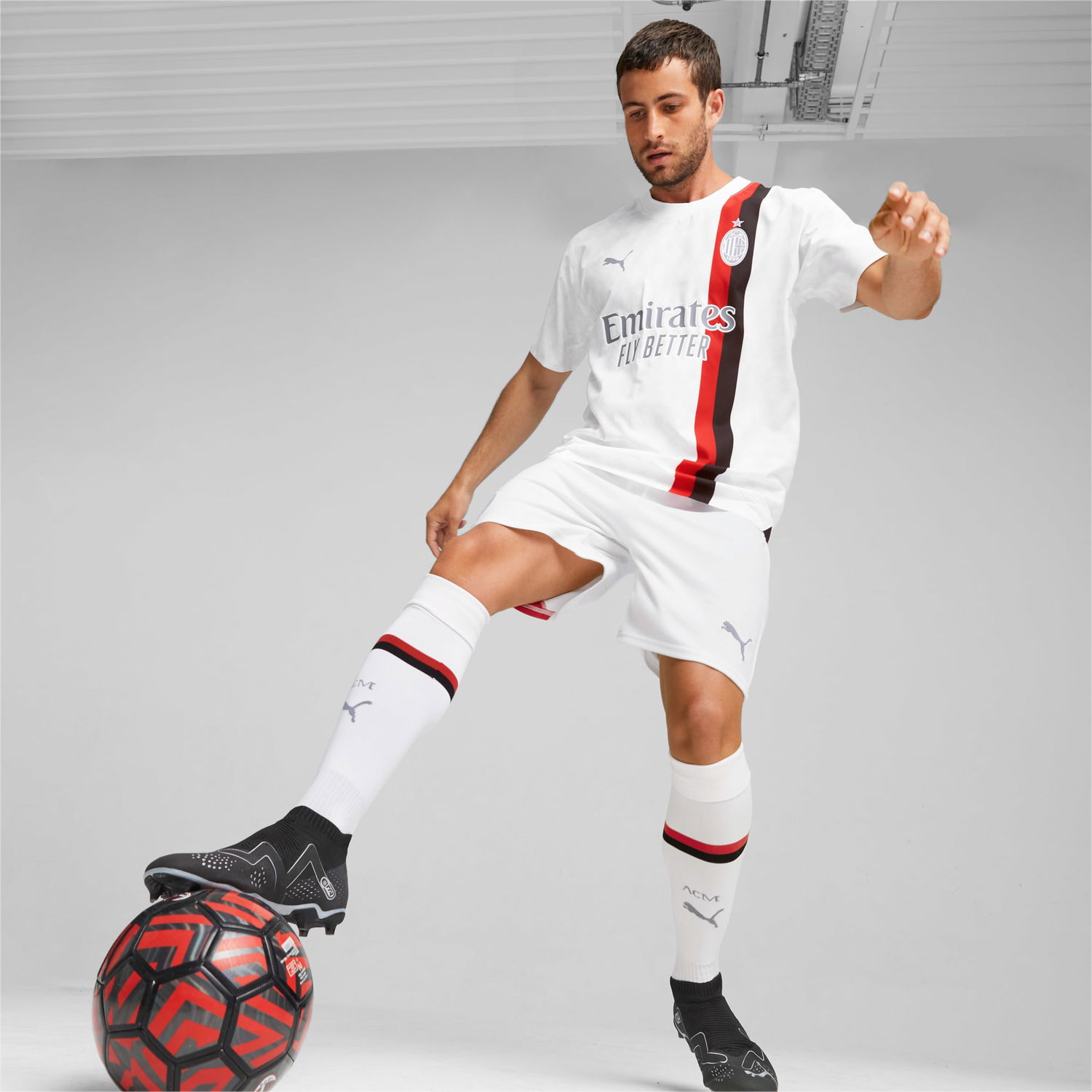 Dres Puma AC Milan 23/24 Authentisches Auswärtstrikot Herren Biela | 770390_02, 0