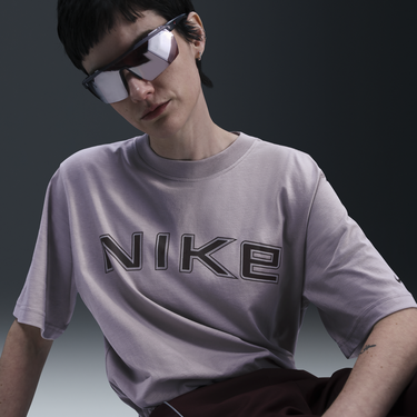 Tričko Nike Sportswear Loose Fit Printed T-Shirt Fialová | HQ1679-226, 3