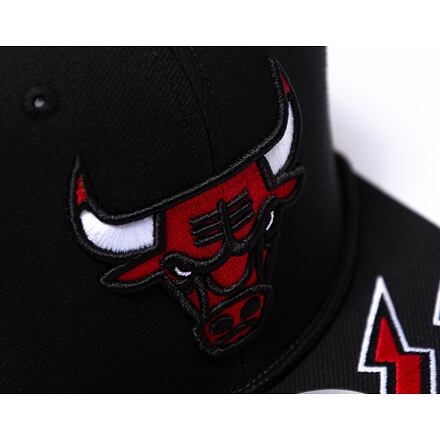 Recharge Trucker Chicago Bulls Black