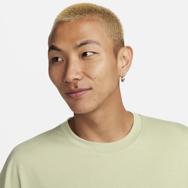 Tričko Nike Sportswear Tech Pack Dri-FIT T-shirt Zelené | FB7392-371, 1
