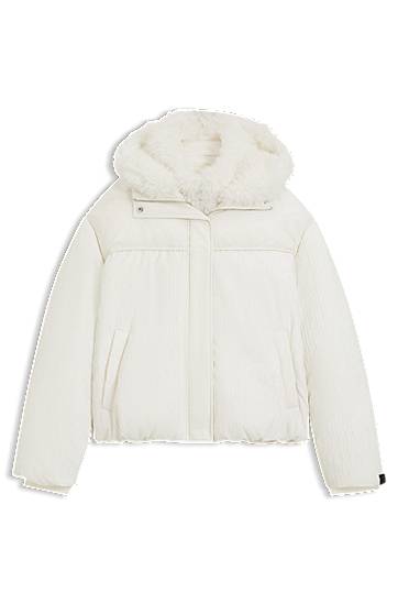 Prešívaná bunda BOSS Water-repellent Puffer Jacket with Detachable Faux-Fur Bib Biela | 50546842
