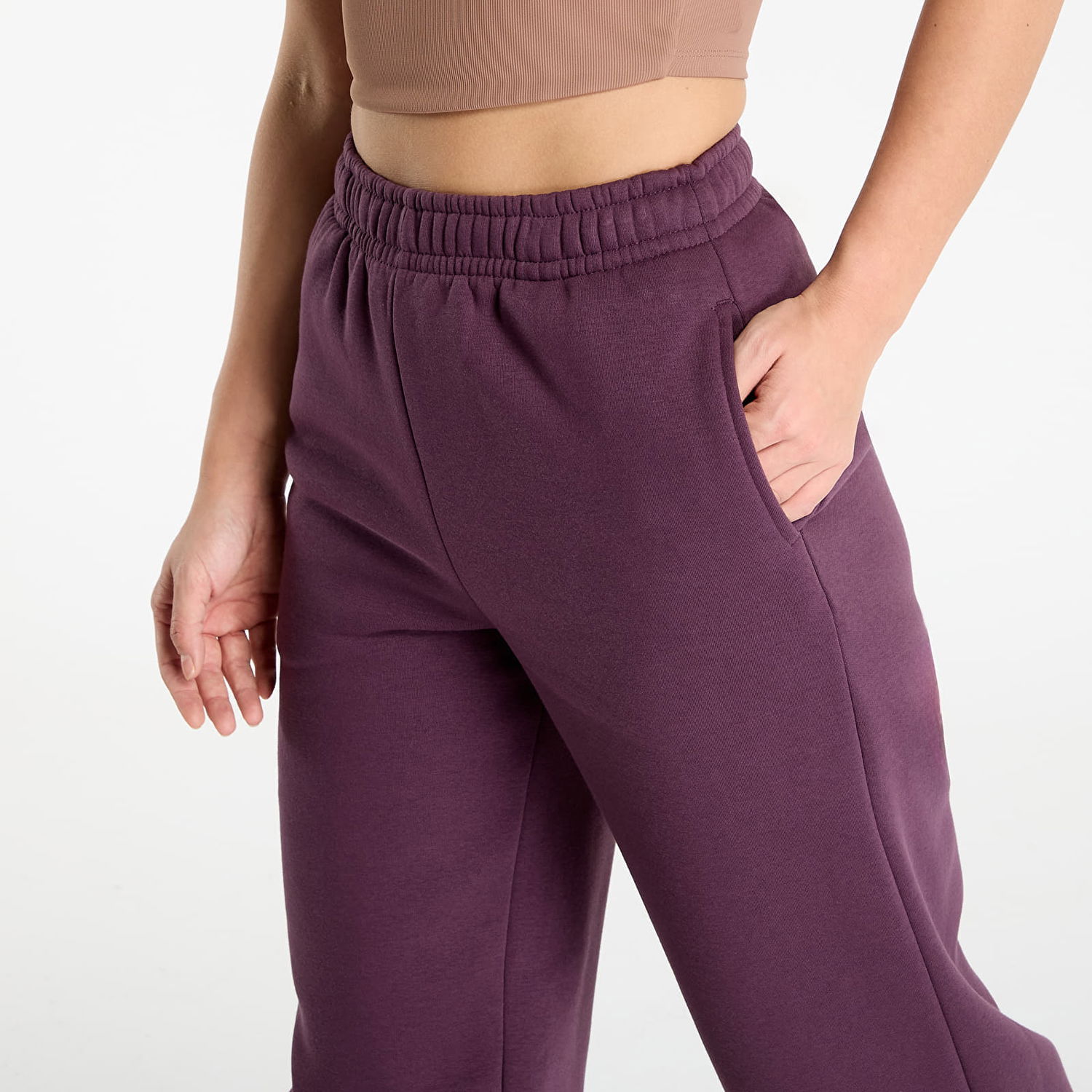 Tepláky Urban Classics Fluffy Sweatpants Fialová | TB7107-18329, 1