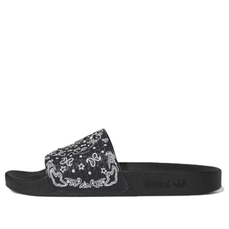 Tenisky a topánky adidas Originals Shmoofoil Bandana Slides Čierna | GZ8486