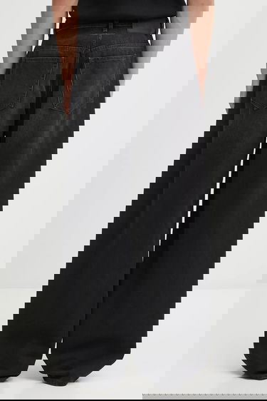 Džínsy Maison Margiela MM6 Maison Margiela Wide-Leg Distressed Paint Splatter Jeans with Front Seam Detail Čierna | SH0LA0011.M30011.966, 2