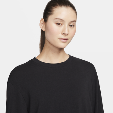 Tričko Nike One Relaxed Dri-FIT Čierna | FN2817-010, 2