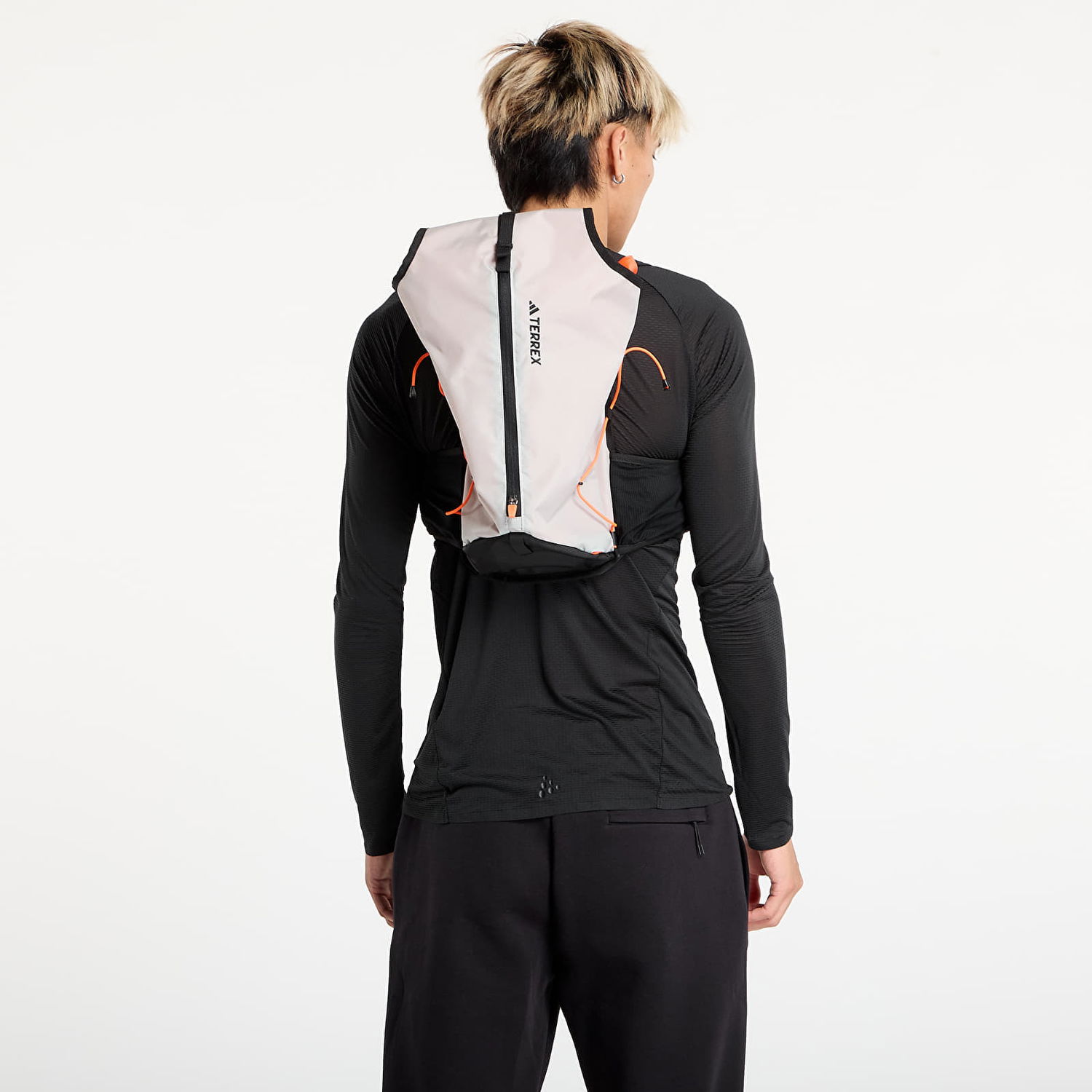 Vesta adidas Performance Terrex Techrock Hike Vest 15L Šedá | JN1248, 1