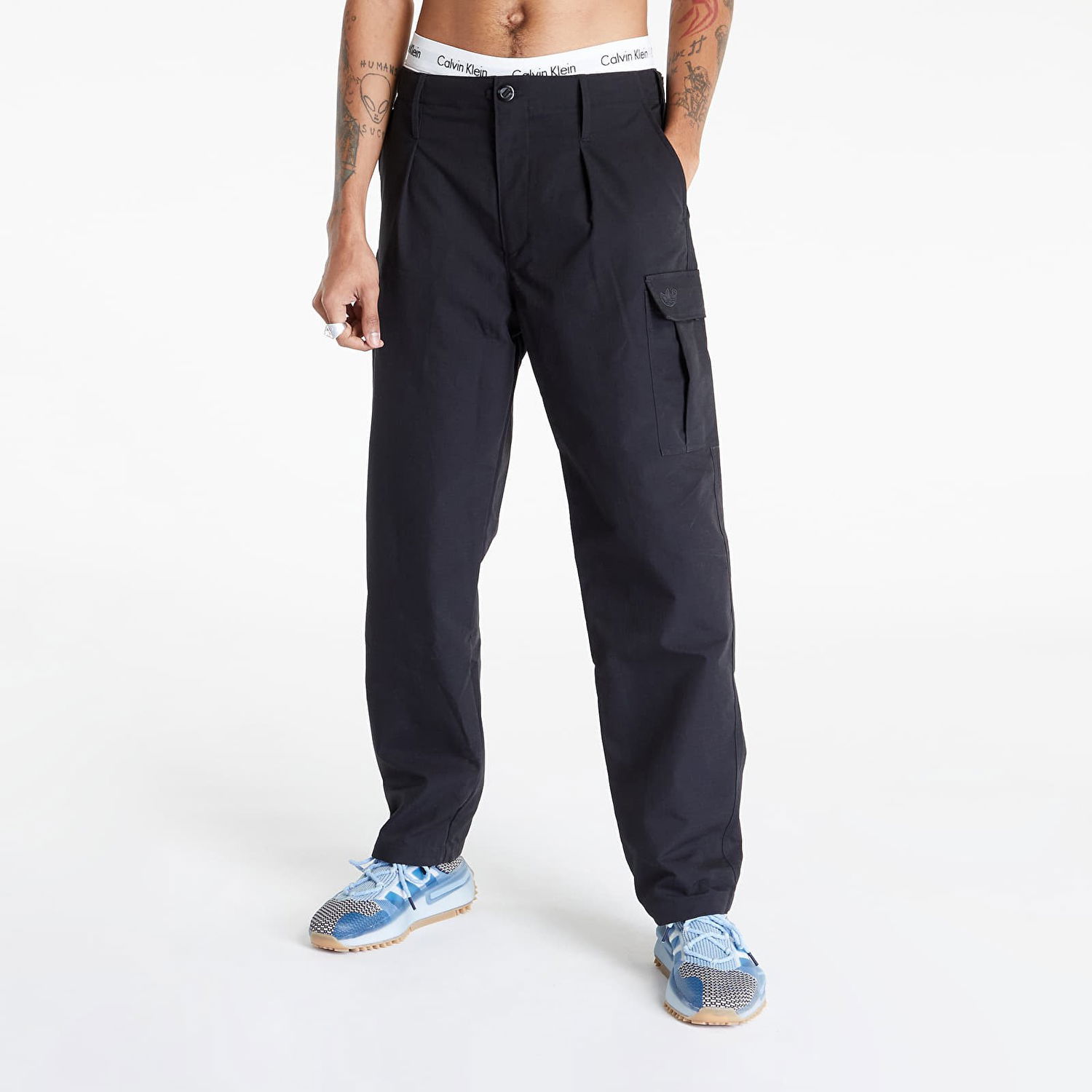 Cargo nohavice adidas Originals Blue Version Cargo Pants Čierna | IA2456, 1