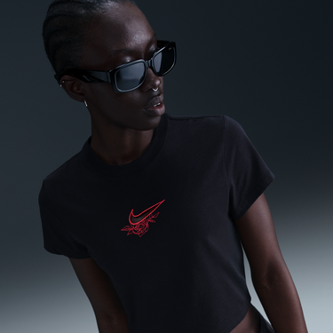 Crop Top Nike Sportswear Chill Knit Cropped Slim-Fit T-Shirt Čierna | HF9534-010, 1