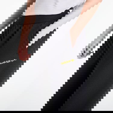 Nohavice adidas Originals Santiago Wide Leg Knit Graphic Pants Čierna | KC9091, 1