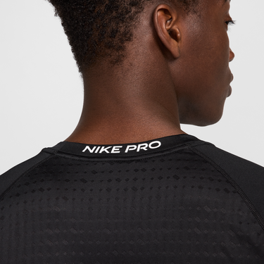 Tričko Nike Pro Breathe Slim Fit Short Sleeve T-Shirt Čierna | HJ4055-010, 4
