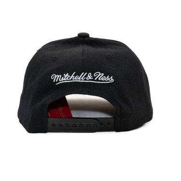 Šiltovka Mitchell & Ness Mitchell & Ness Branded Script Stretch Cap Čierna | HC12184-MNNBLCK, 2