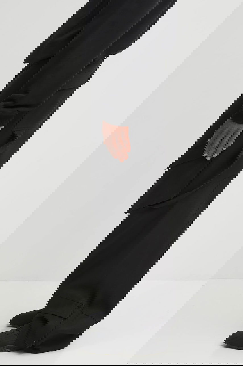 Cargo nohavice HELIOT EMIL Cotton Wide-Leg Cargo Trousers with Side Straps Čierna | PREAW25.M.10.160.BLK01., 1