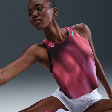 Crop Top Nike AeroSwift Faith Kipyegon Crop Top Ružová | if1627-532, 2