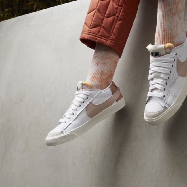 Tenisky a topánky Nike Blazer Low '77 Jumbo W Biela | DQ1470-102, 1