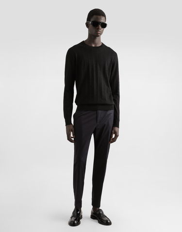 Sveter Dolce & Gabbana Dolce & Gabbana Silk Round-Neck Sweater with DG Logo Embroidery Čierna | GXX02TJBSKEN0000, 1