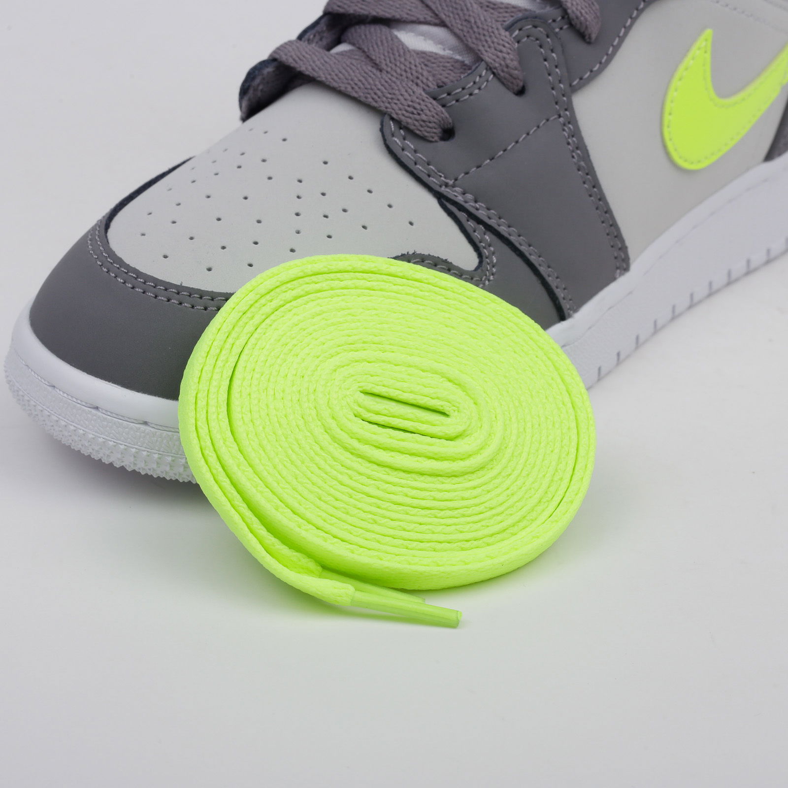 Air Jordan 1 Mid "Gun Smoke Volt" GS