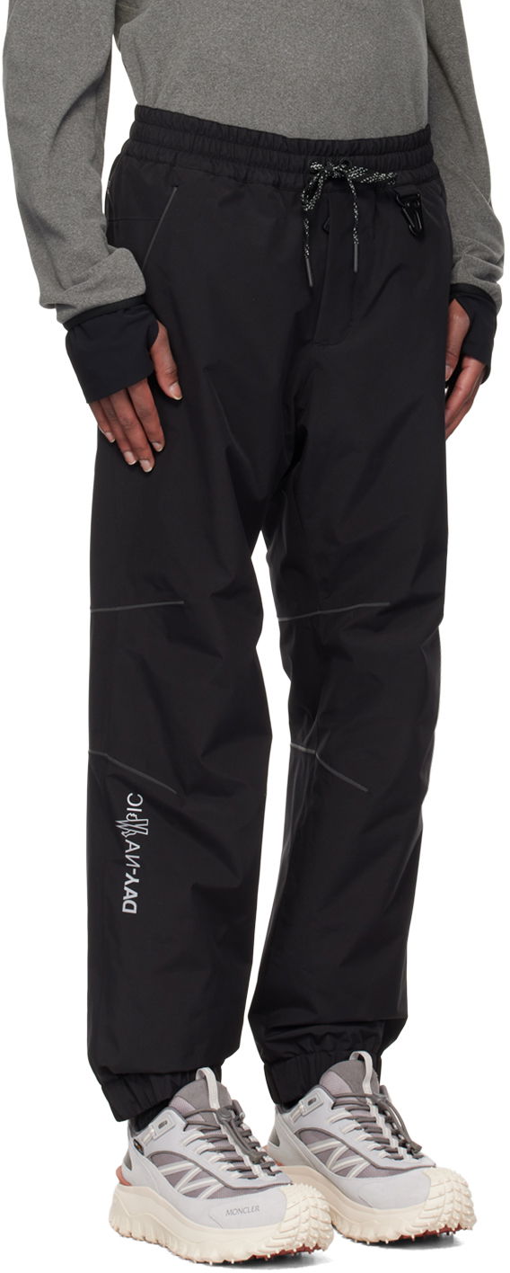 Nohavice Moncler Grenoble Windproof Padded Trousers Čierna | J20972A00005549SU, 1