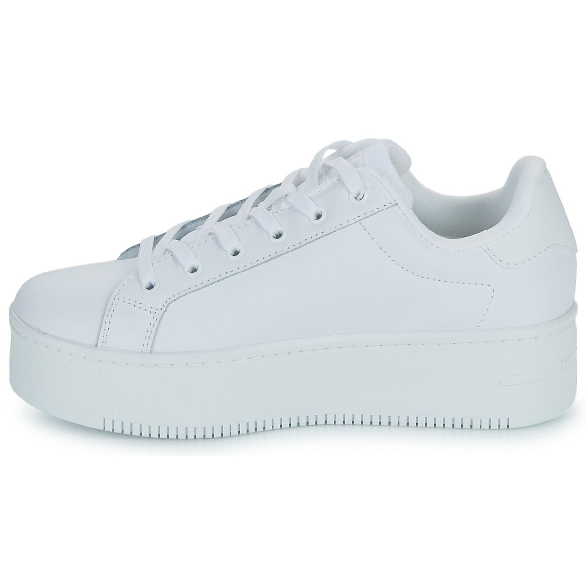 Tenisky a topánky Tommy Hilfiger Shoes (Trainers) Tommy Jeans TJW FLATFORM ESS Biela | EN0EN02518-YBS, 0