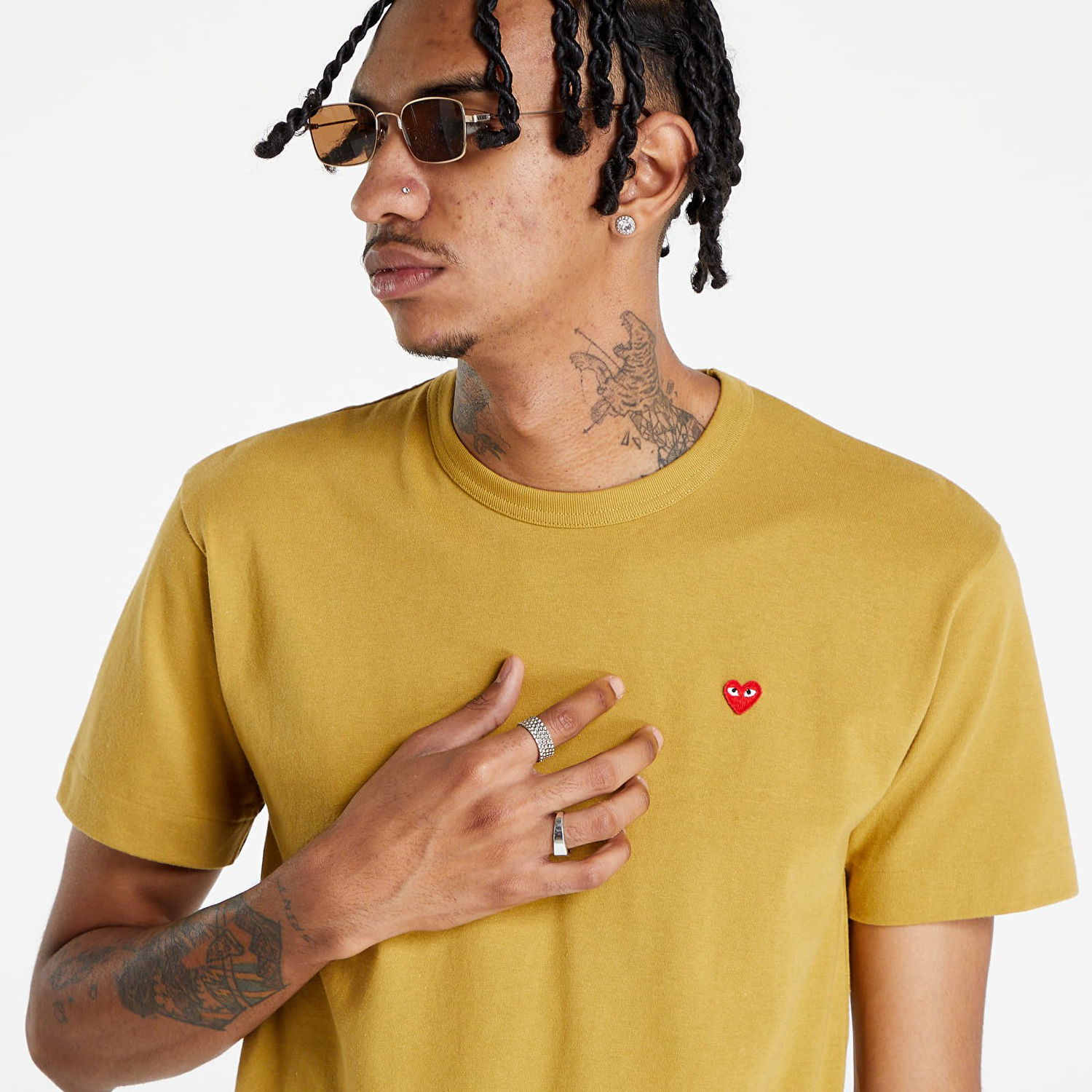 Tričko Comme des Garçons PLAY Heart Logo Tee UNISEX Hnedá | AZT314 olive, 0