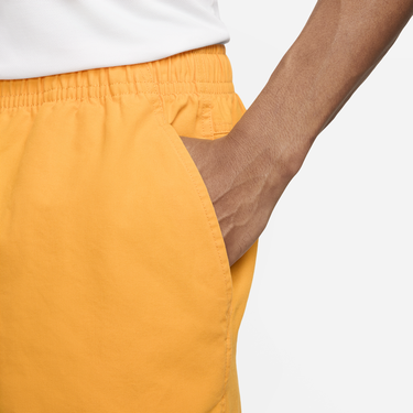 Šortky Nike Club Woven Washed Flow Shorts Oranžová | DX0619-717, 1